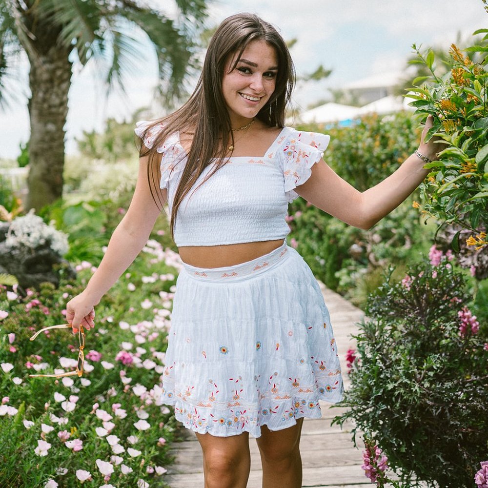 White two piece embroidered top and skirt se